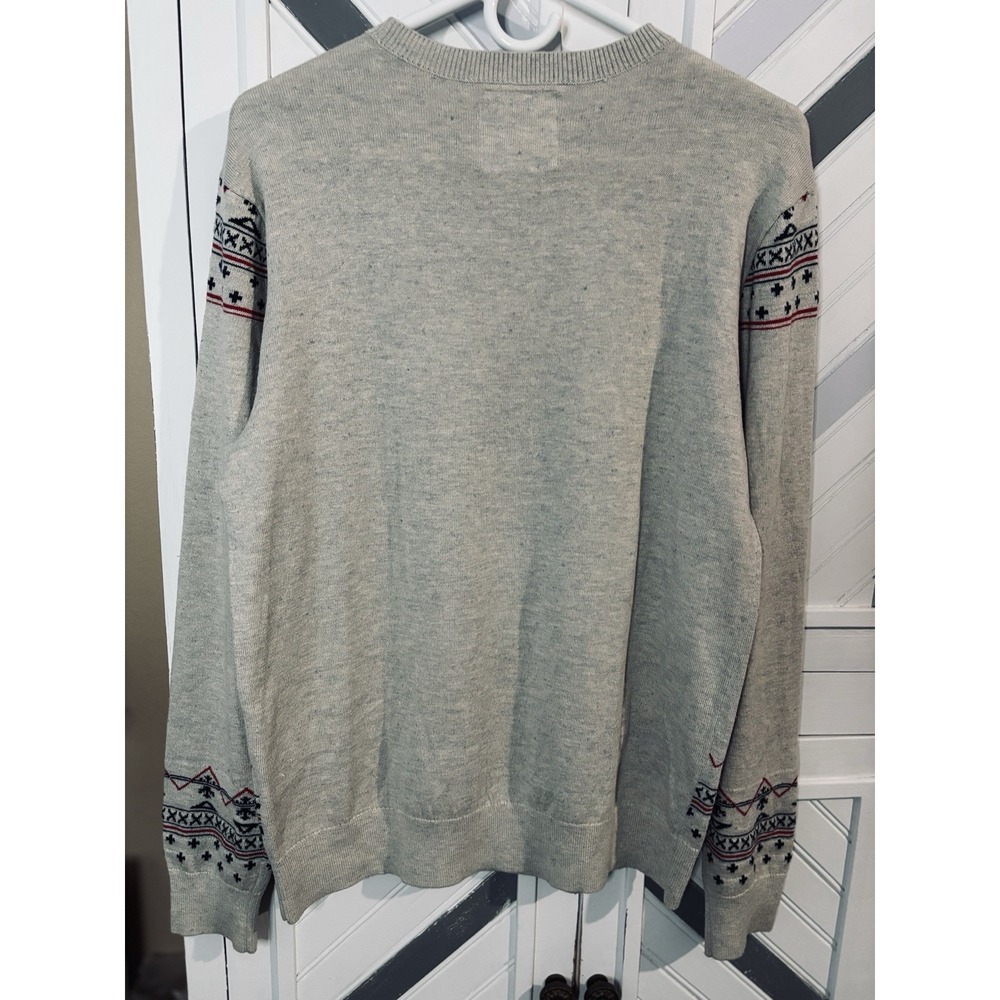 On The Byas Mens Small Gray Navy Red Fair Isle Holiday Graphic Wolf Knit Sweater - Picture 4 of 14